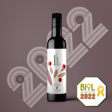 Load image into Gallery viewer, Italian Organic Extra Virgin Olive Oil Harmonia in bottle 500 ml
